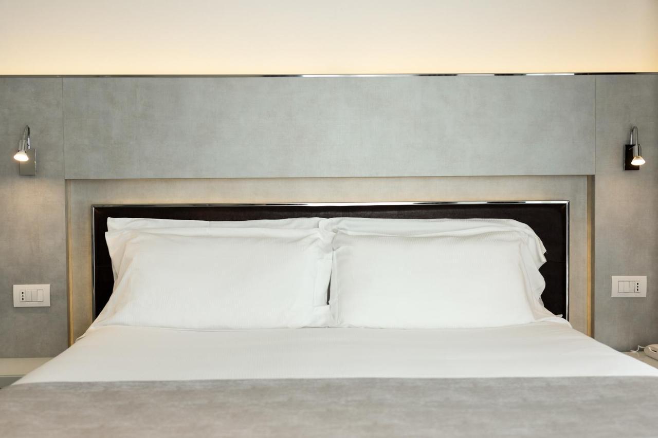 Baldinini Hotel Римини Экстерьер фото